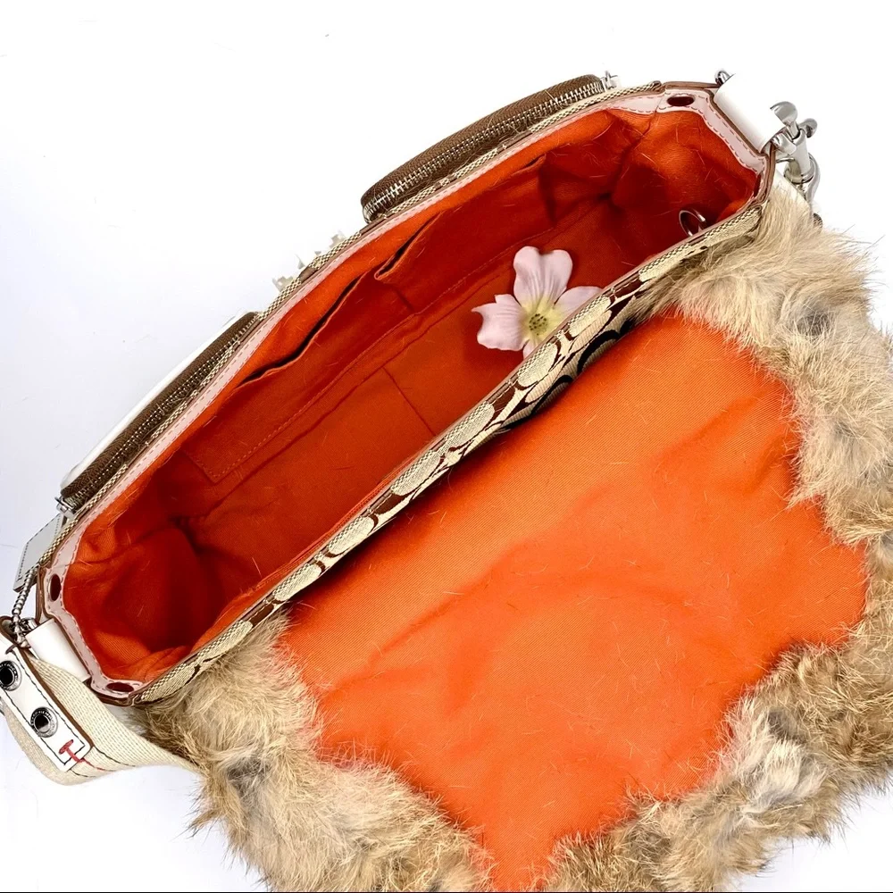 EUC COACH Fur Signature Ski Flap Shoulder Bag - Picture 13 of 16